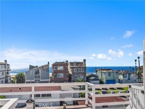 17081  5th  , Sunset Beach, CA