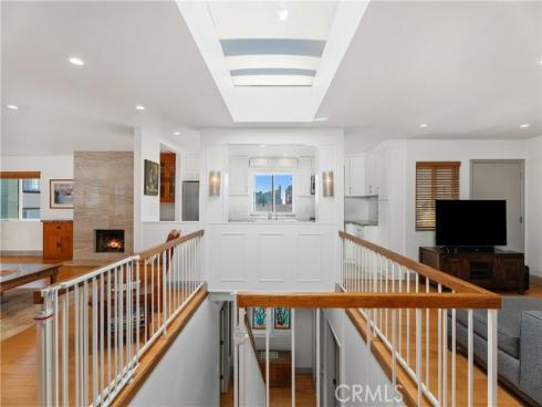 17081  5th  , Sunset Beach, CA