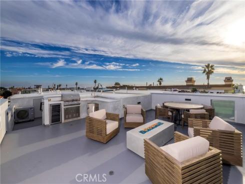 16459  24th  , Sunset Beach, CA