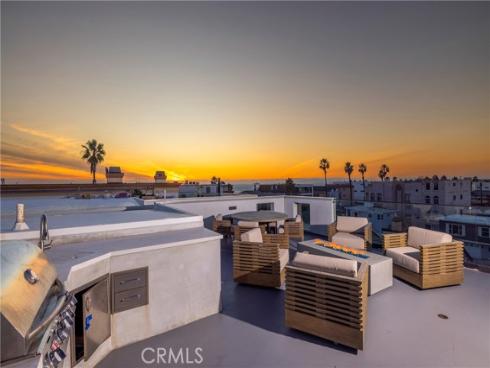 16459  24th  , Sunset Beach, CA