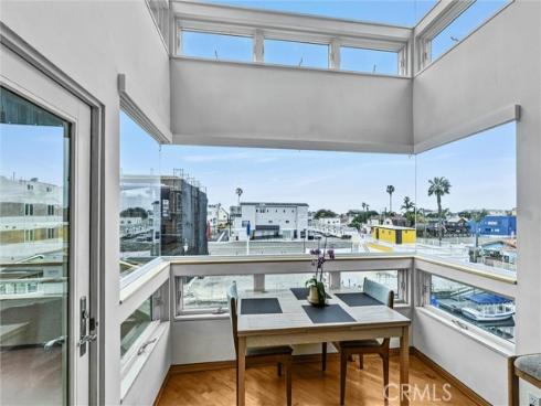 16745 Bayview B Drive, Sunset Beach, CA