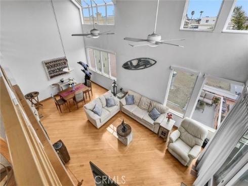 16745 Bayview B Drive, Sunset Beach, CA