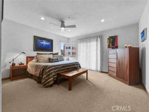 16745 Bayview B Drive, Sunset Beach, CA