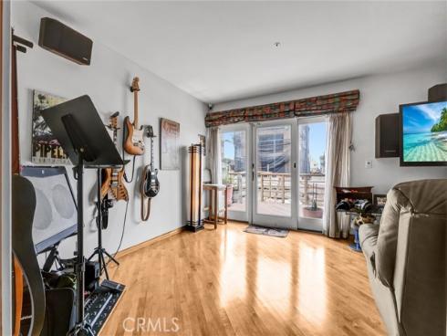 16745 Bayview B Drive, Sunset Beach, CA