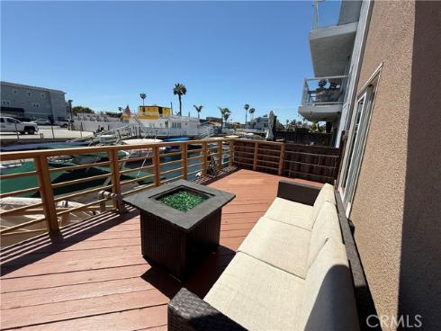 16745 Bayview B Drive, Sunset Beach, CA