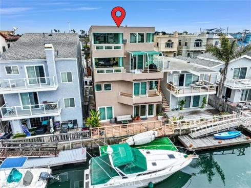 16745 Bayview B Drive, Sunset Beach, CA