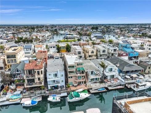 16745 Bayview B Drive, Sunset Beach, CA