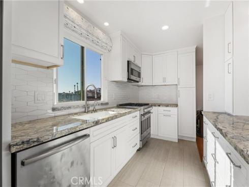 17081  5th  , Sunset Beach, CA