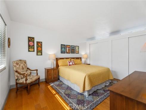 17081  5th  , Sunset Beach, CA