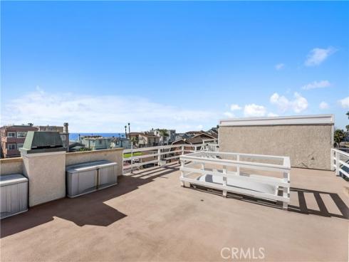 17081  5th  , Sunset Beach, CA