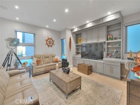 99  Surfside  , Surfside, CA