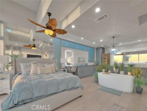 99  Surfside  , Surfside, CA