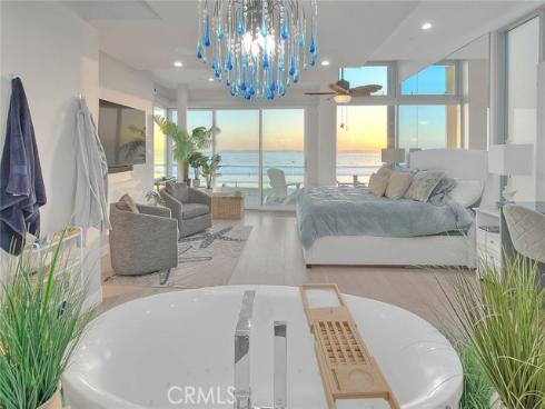 99  Surfside  , Surfside, CA