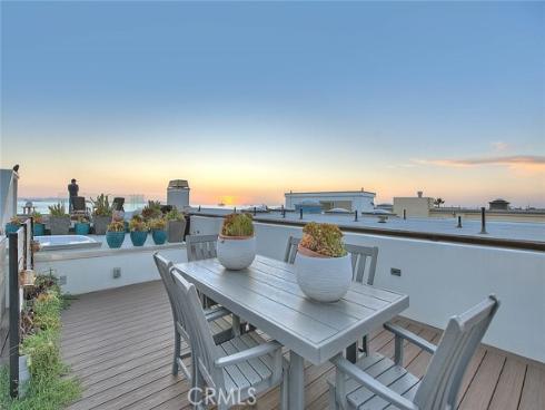 99  Surfside  , Surfside, CA