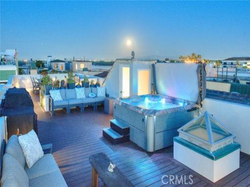 99  Surfside  , Surfside, CA