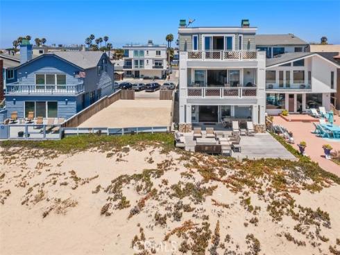 17027 S Pacific Avenue, Sunset Beach, CA