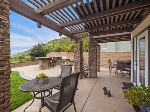 4 Chisholm Trail, Trabuco Canyon, CA