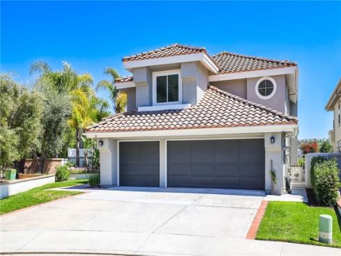 16 Deerfield Place , Trabuco Canyon, CA