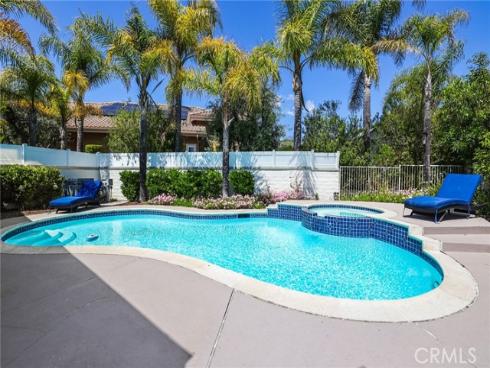 16 Deerfield Place , Trabuco Canyon, CA