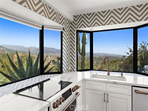 19041 Live Oak Canyon Road, Trabuco Canyon, CA