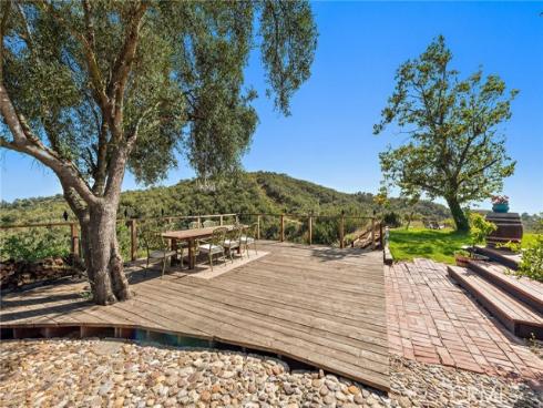 19041 Live Oak Canyon Road, Trabuco Canyon, CA
