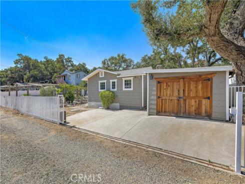 20402  Trabuco Oaks   Drive, Trabuco Canyon, CA