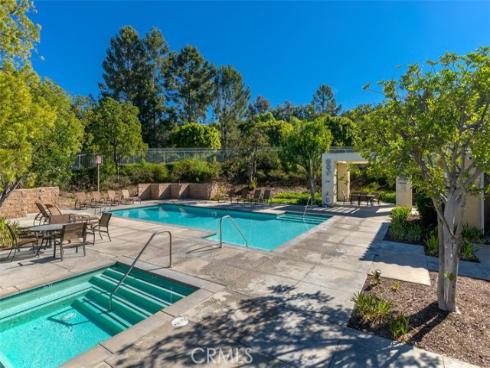 28516  Sorano  , Trabuco Canyon, CA