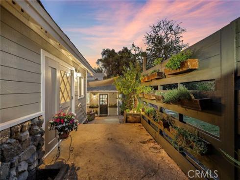 20462 Pine Road, Trabuco Canyon, CA