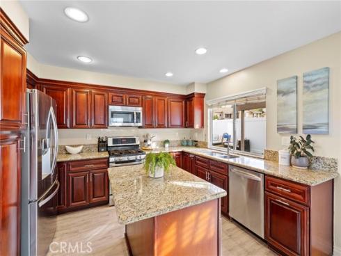 28  Tomahawk  , Trabuco Canyon, CA