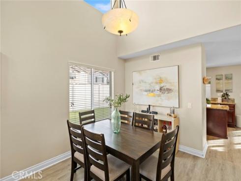 28  Tomahawk  , Trabuco Canyon, CA