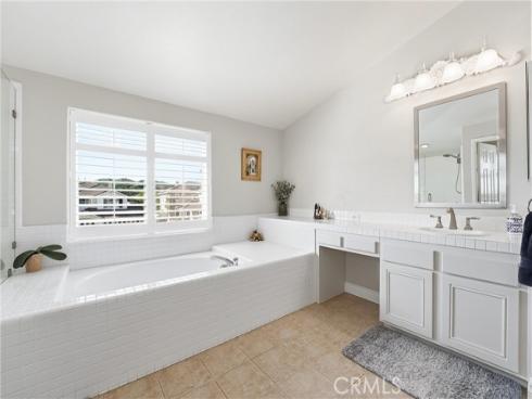 48  Gingham  , Trabuco Canyon, CA