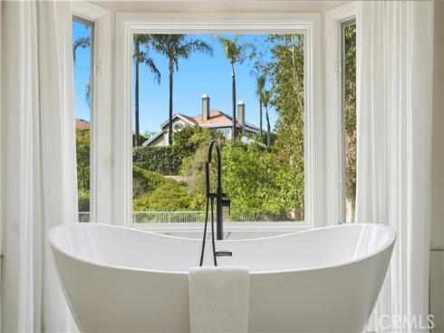 19  Easthill  , Trabuco Canyon, CA