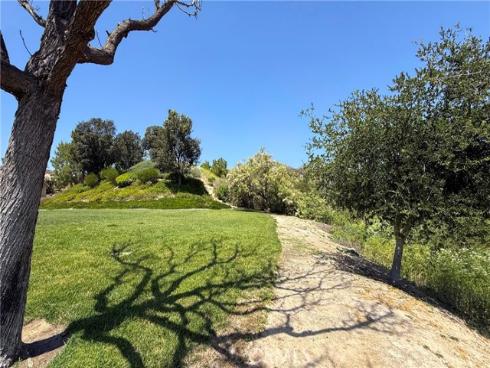 27  Chisholm   Trail, Trabuco Canyon, CA