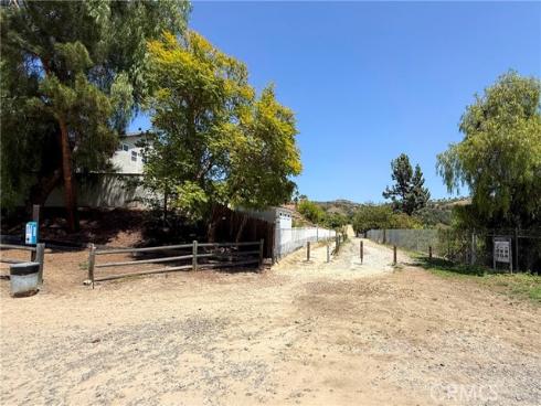 27  Chisholm   Trail, Trabuco Canyon, CA