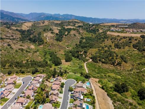 27  Chisholm   Trail, Trabuco Canyon, CA