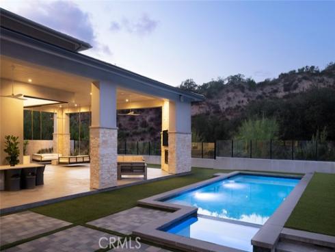 19892 Summit Trail Road, Trabuco Canyon, CA
