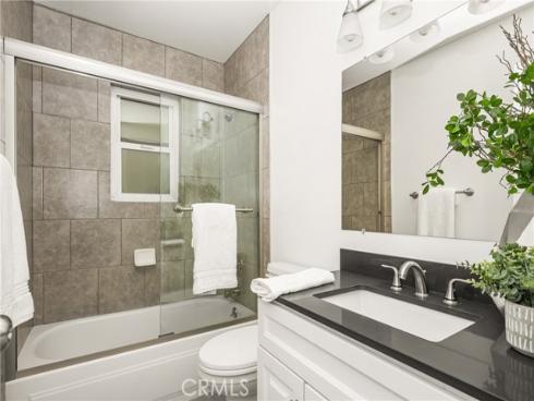 17952  Irvine Blvd  , Tustin, CA