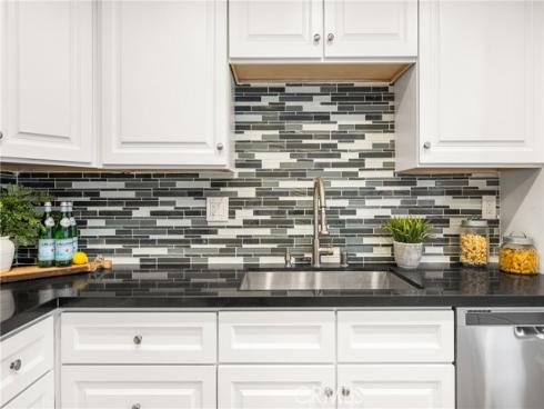 17952  Irvine Blvd  , Tustin, CA