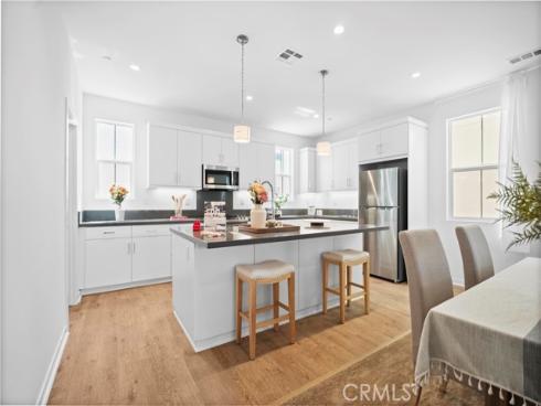 119 Jessup Way , Tustin, CA