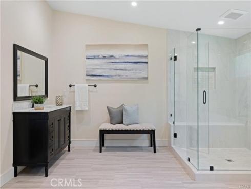 14501 Greenwood Lane, Tustin, CA