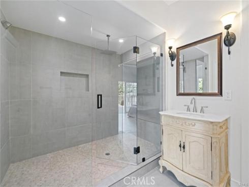 14501 Greenwood Lane, Tustin, CA