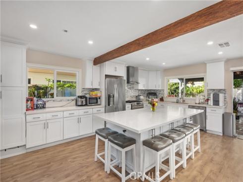 1671 Green Meadow Avenue, Tustin, CA