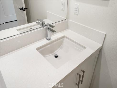 16289 Dawn Way 204 , Tustin, CA