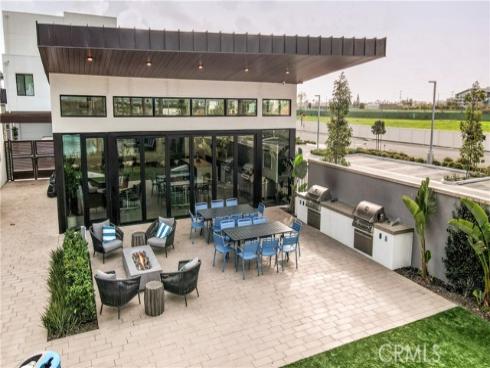 16289 Dawn Way 204 , Tustin, CA