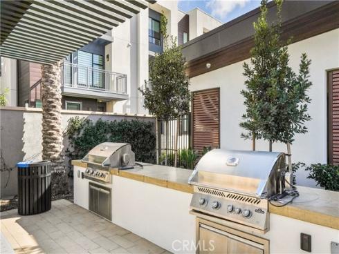 16289 Dawn Way 204 , Tustin, CA