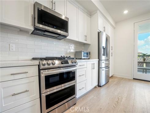 16289 Dawn Way 204 , Tustin, CA