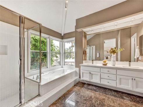 2141  Palermo  , Tustin, CA