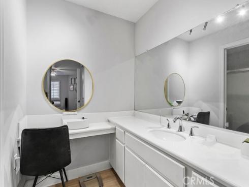 2960 Champion 712 Way, Tustin, CA