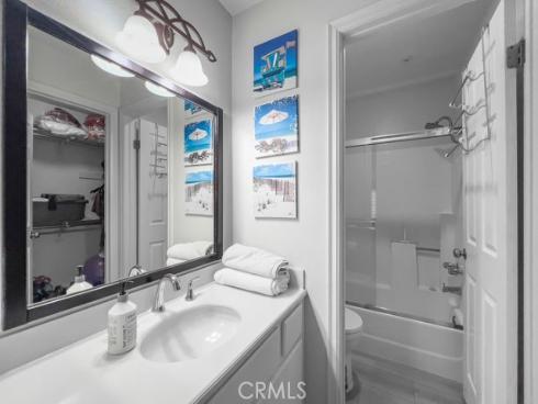 2960 Champion 712 Way, Tustin, CA