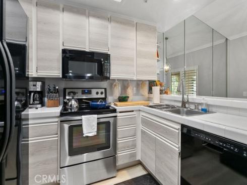 2960 Champion 712 Way, Tustin, CA